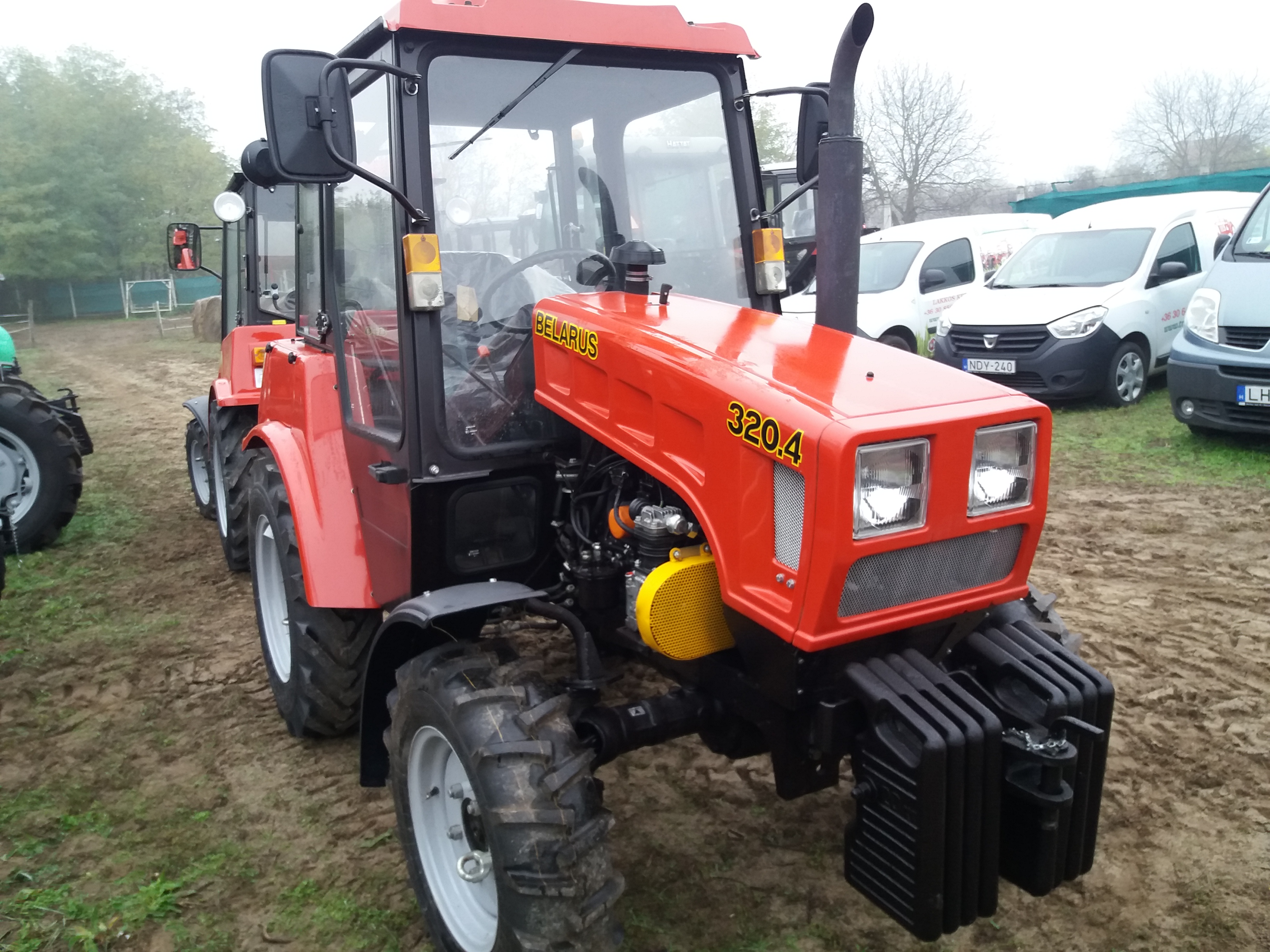 MTZ 320.4 traktor Akciós áron készletről 1