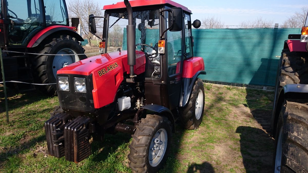 MTZ 320.4 traktor Akciós áron készletről 3