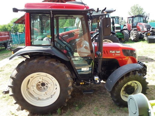 HATTAT traktor C3080 1